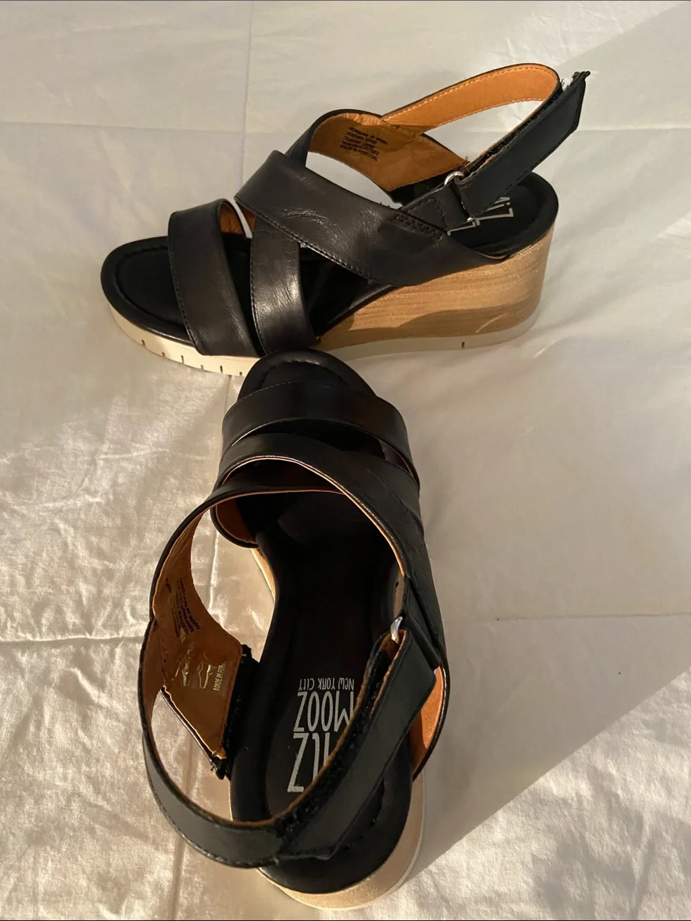 🖤MIZ MOOZ BLACK LEATHER PLATFORM STRAPPY SANDALS🖤